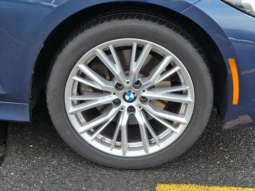 2023 BMW 330 xDrive