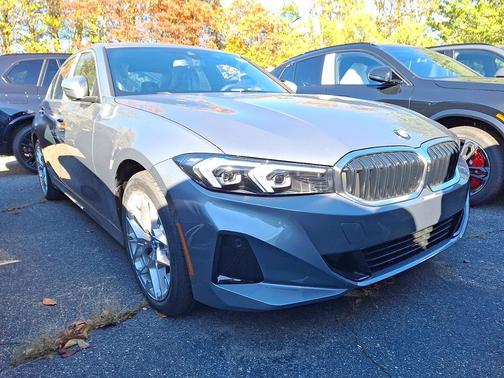 2025 BMW 330 i xDrive