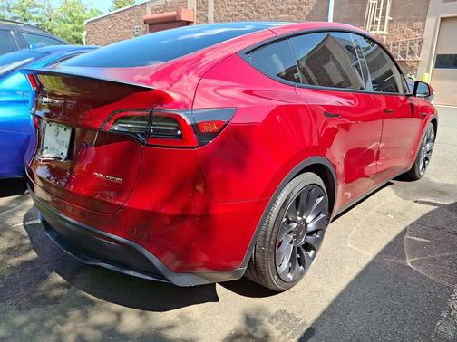 2025 Tesla Model Y Performance Dual Motor All-Wheel Drive