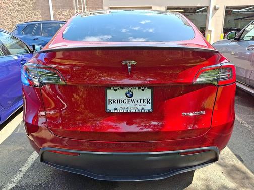 2025 Tesla Model Y Performance Dual Motor All-Wheel Drive