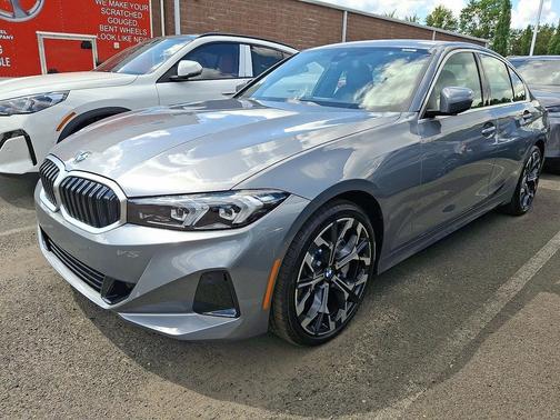 2025 BMW 330 i xDrive