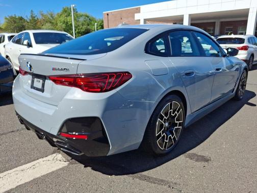 2025 BMW M440 i xDrive