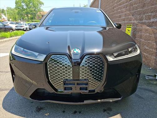 2025 BMW iX xDrive50