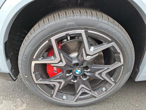 2025 BMW X2 M35i