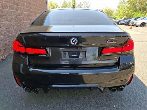 2022 BMW M5 Base
