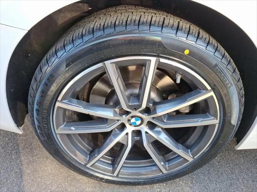 2022 BMW 330 xDrive