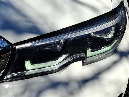 2022 BMW 330 xDrive