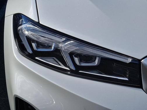 2026 BMW 330 xDrive NA