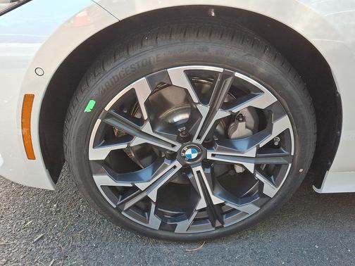 2026 BMW 330 xDrive NA