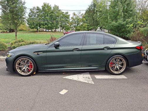 2022 BMW M5 Base