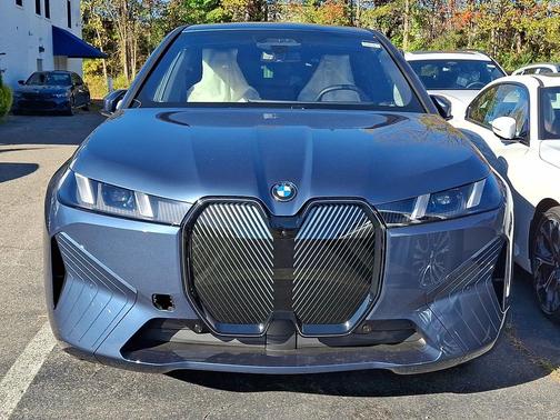 2026 BMW iX xDrive45