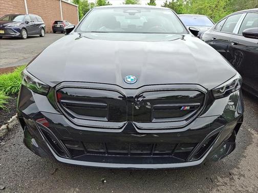 2025 BMW i5 M60