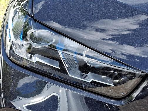 Black Sapphire Metallic 2026 BMW X5 xDrive40i