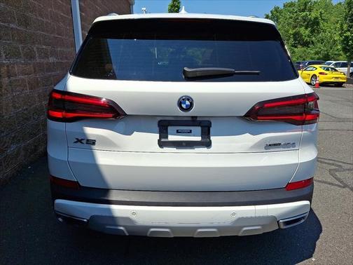2023 BMW X5 PHEV xDrive45e