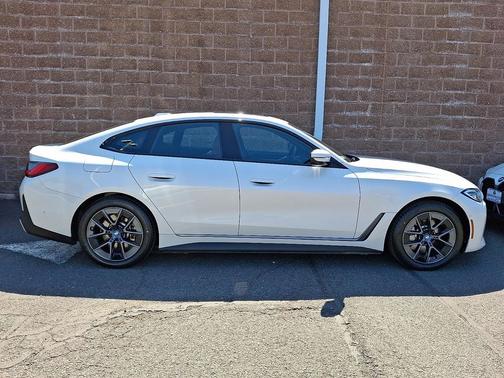 Mineral White Metallic 2023 BMW i4 Gran Coupe eDrive35