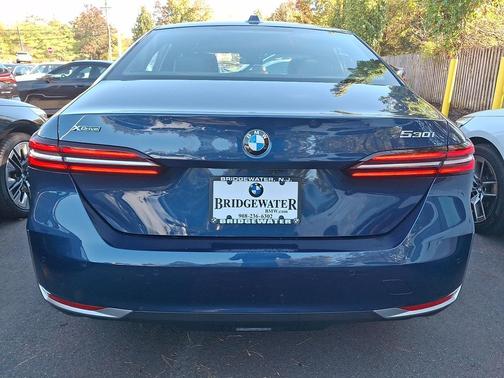 2025 BMW 530 i xDrive