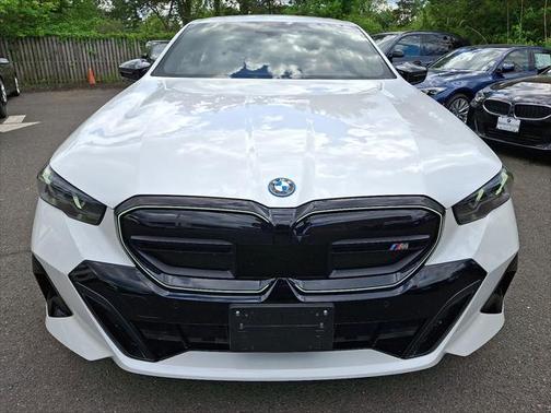 2024 BMW i5 M60