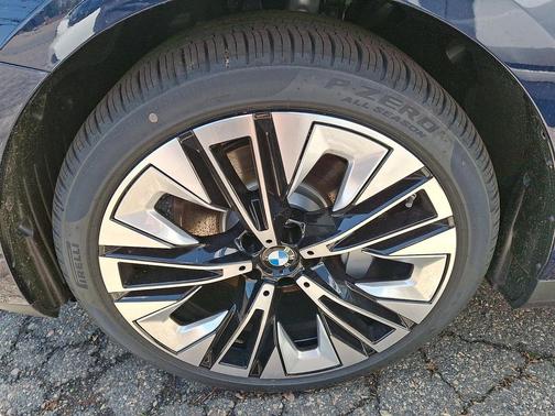 Tanzanite Blue II Metallic 2026 BMW 530 xDrive