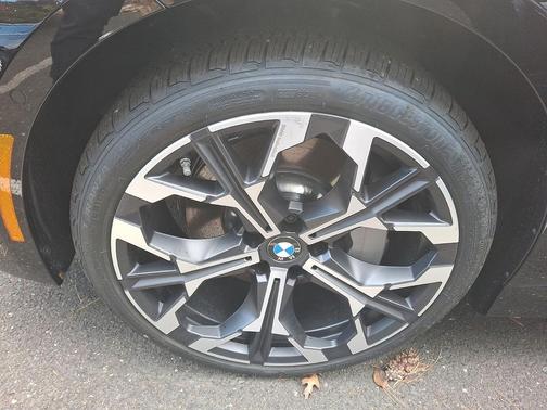 2026 BMW 330 i xDrive