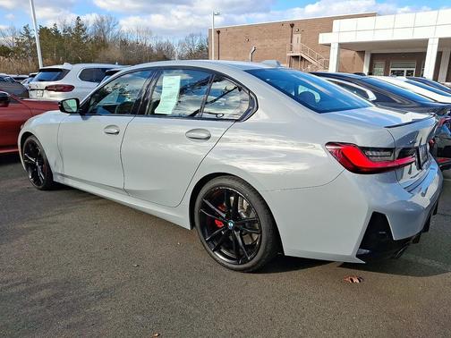 2023 BMW 330 xDrive