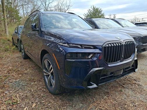 Tanzanite Blue II Metallic 2026 BMW X7 xDrive40i