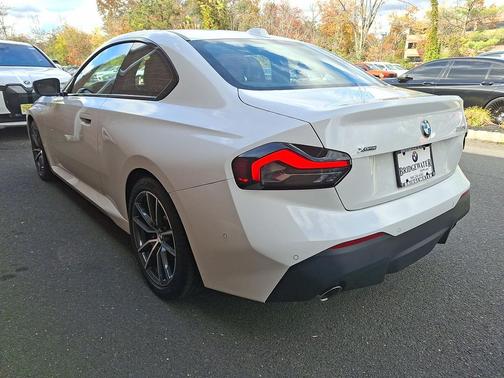 2025 BMW 230 i xDrive