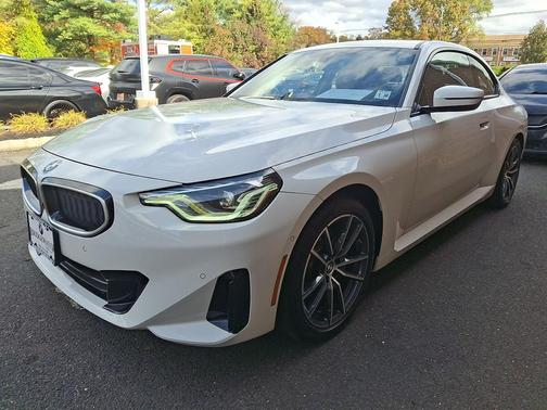 2025 BMW 230 i xDrive