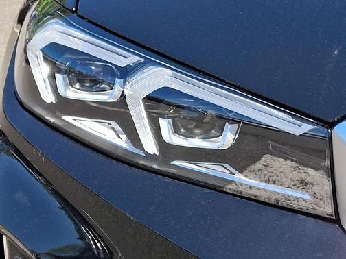 Jet Black 2026 BMW 330 xDrive