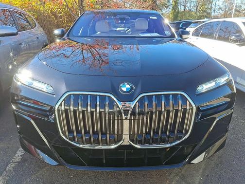 2023 BMW 760 i xDrive