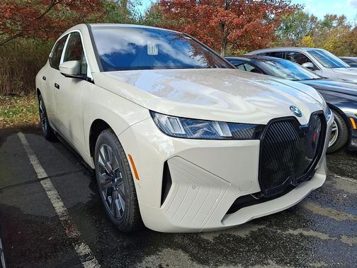 2026 BMW iX xDrive45