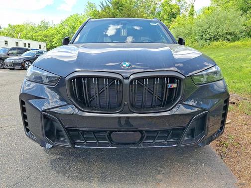 Carbon Black Metallic 2026 BMW X5 M60i