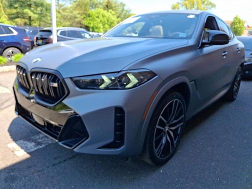 Frozen Pure Grey Metallic 2024 BMW X6 M60i
