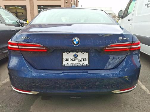 2025 BMW 530 xDrive