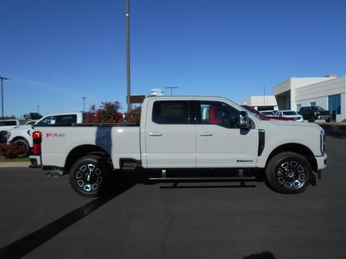 2026 Ford F-250 Platinum