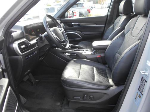 2023 Kia Telluride Leather