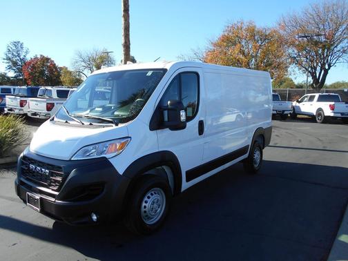 2025 RAM ProMaster 2500 Tradesman