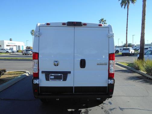 Bright White Clearcoat 2025 RAM ProMaster 2500 Tradesman