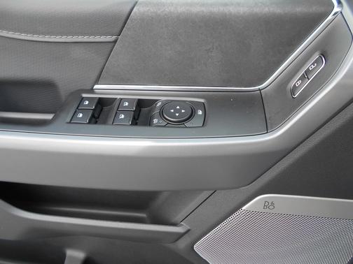 Avalanche 2026 Ford F-150 XLT