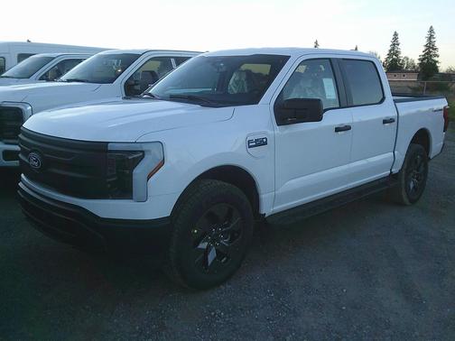 2024 Ford F-150 Lightning Pro