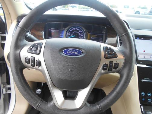 2017 Ford Taurus Limited