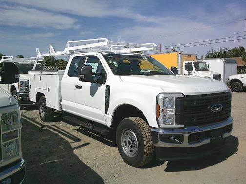 2025 Ford F-250 XL
