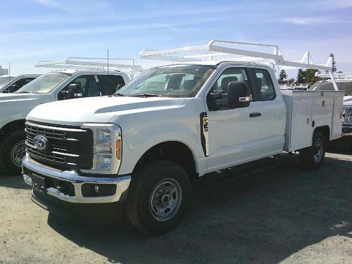 2025 Ford F-250 XL