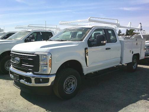 2025 Ford F-250 XL