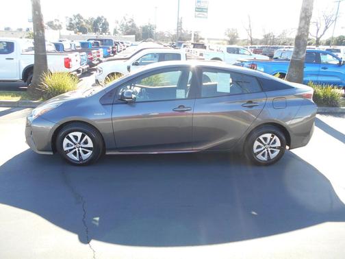 2016 Toyota Prius Cloth