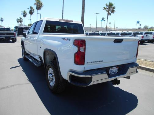 White 2020 Chevrolet Silverado 2500 LT