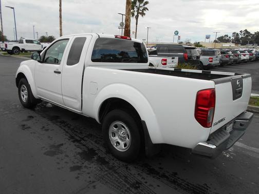 2019 Nissan Frontier S