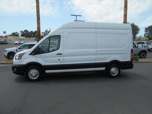 2022 Ford Transit-250 Base