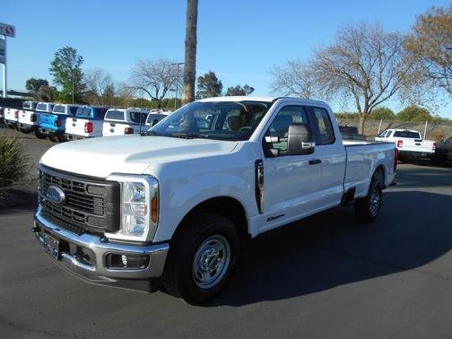 Oxford White 2026 Ford F-350 XL