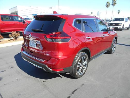 2019 Nissan Rogue SV