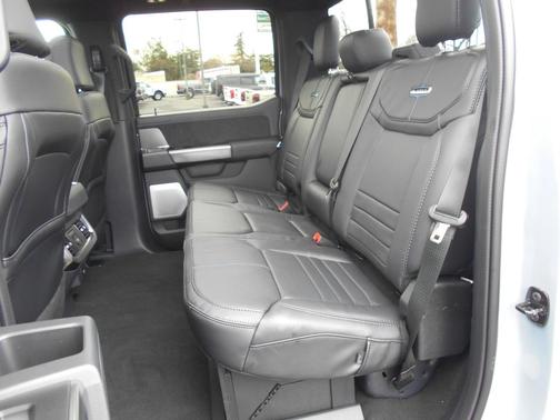 2026 Ford F-250 Platinum